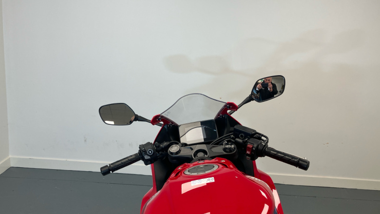 Honda CBR650R E-Clutch (24MY)